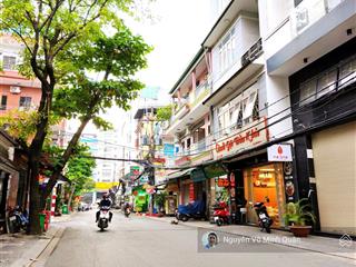 Tòa nhà chdv 7 tầng lê văn huân cộng hòa p13 tân bình.dt 7.5mx22m.dtcn 160m2.dòng tiền 1.5 tỷ năm