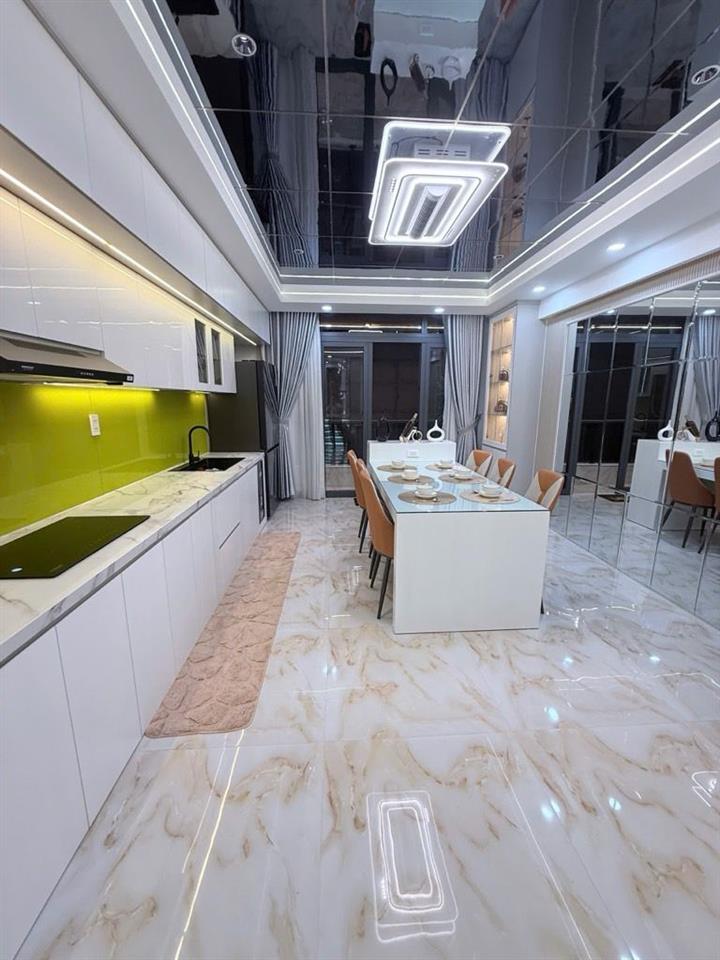 Nhà mới 5 tầng thang máy full nội thất.dt 4mx16m khu dân cư vip phan huy ích p an hội tây.chỉ 12 tỷ