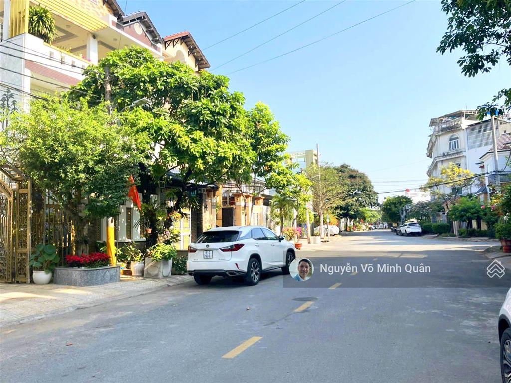 Biệt thự 3 tầng 8mx32m dtcn 252m2. khu vip 38ha dương thị giang, p. đông hưng thuận. chỉ 34.9 tỷ tl