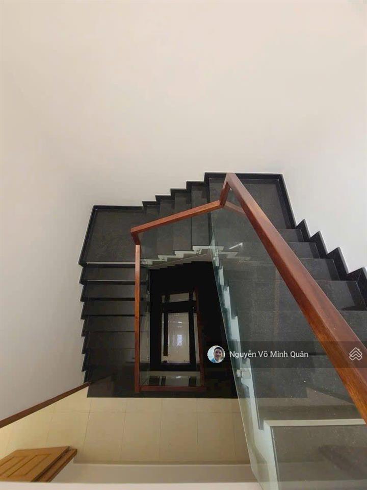 Nhà đẹp 4 tầng khu bàn cờ sát trường chinh p. đông hưng thuận. dt 4mx24m. khu nhà cao tầng.8.9 tỷ