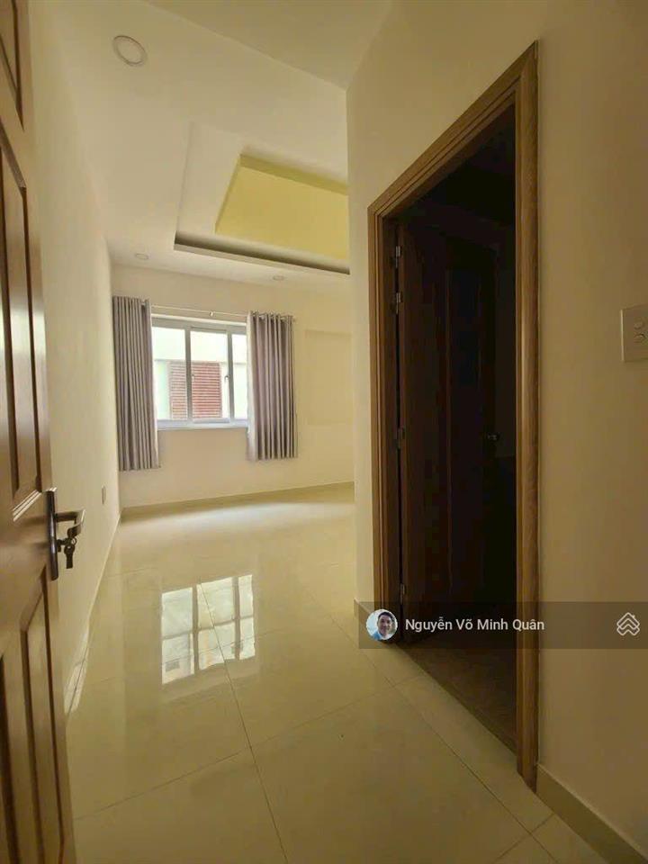 Nhà đẹp 4 tầng khu bàn cờ sát trường chinh p. đông hưng thuận. dt 4mx24m. khu nhà cao tầng.8.9 tỷ
