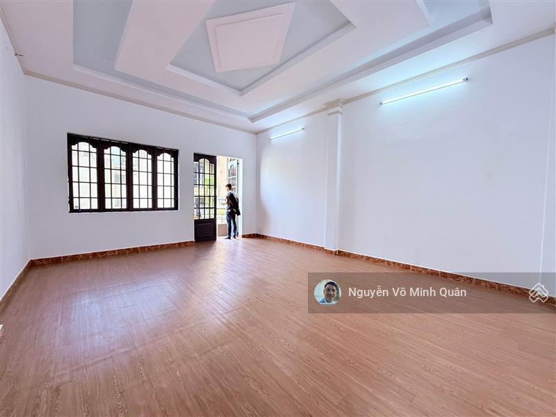 Nhà 3 tầng cách 20m ra mặt tiền phan huy ích, trường chinh. dt 5mx21m đường 8m thông chỉ 11.5 tỷ