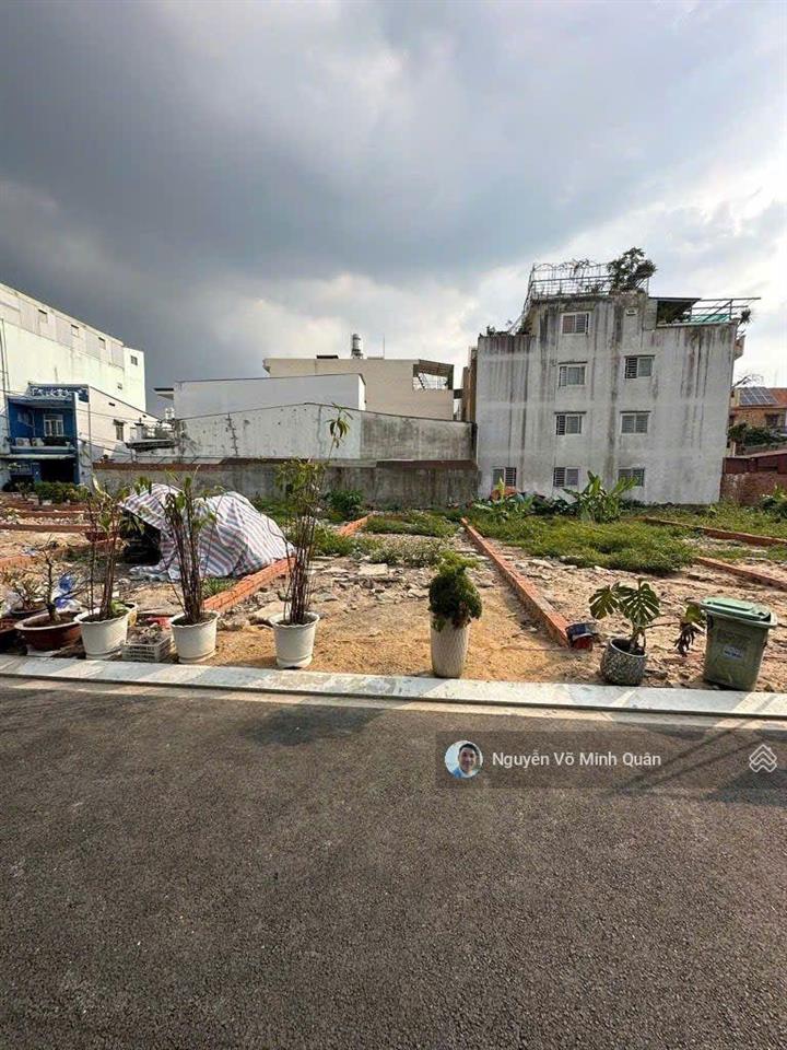 Đất khu phân lô dt 4mx18m phan văn hớn, p đông hưng thuận hẻm nhựa 6m sẵn gpxd 7 tầng nhỉnh 4 tỷ tl