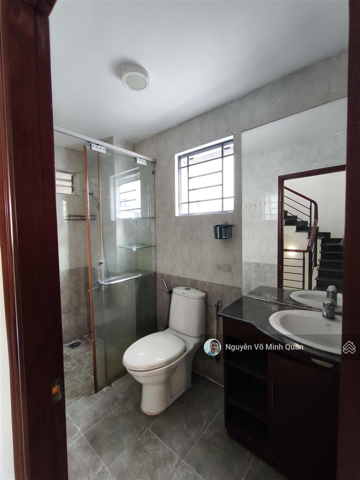Nhà đẹp 5 tầng phan huy ích sát trường chinh p tân sơn. dt 5.1mx14m. hxh vào ở ngay. chỉ 6.99 tỷ tl