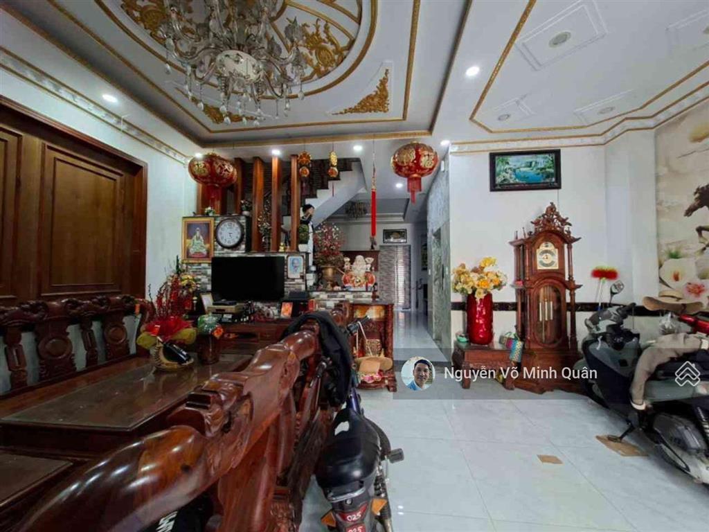 Nhà đẹp 5 tầng thang máy khu vip kinh doanh sầm uất.dt 7mx16m phan huy ích trường chinh p.tân sơn