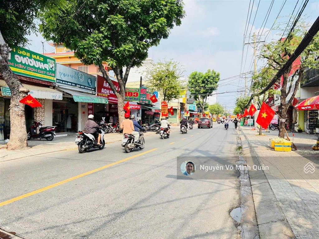 Nhà đẹp 2 tầng 2 mặt tiền trước sau đông hưng thuận sát nguyễn văn quá. dt 4mx20m. chỉ 6.4 tỷ tl