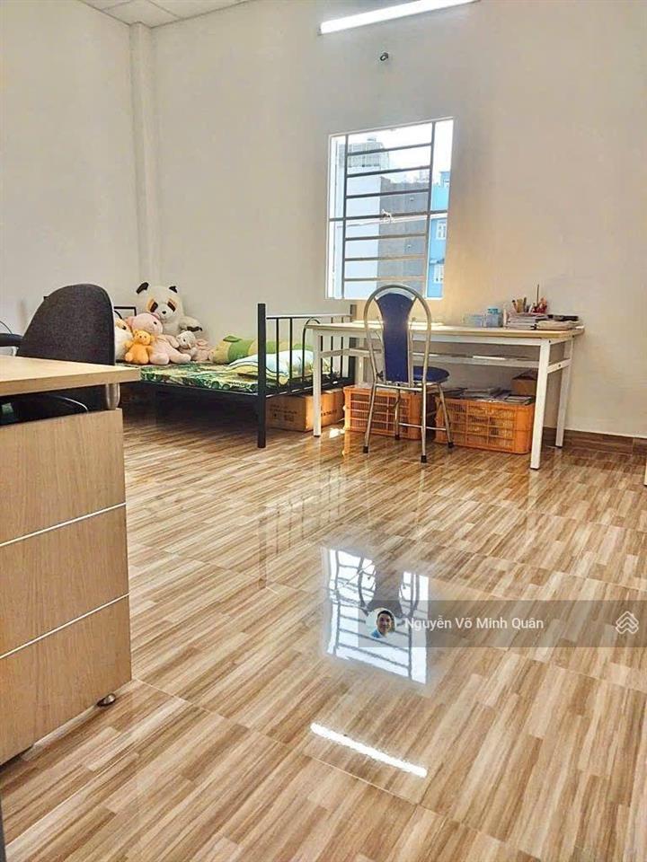Nhà 2 tầng ô tô vào nhà sát mặt tiền phan huy ích trường chinh p. tân sơn. dt 5x16m. chỉ 5.9 tỷ tl
