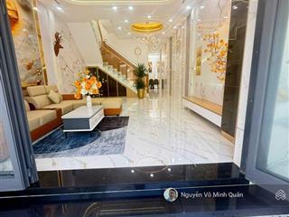 Nhà đẹp 2 tầng full nội thất ở ngay dt 5mx23m dtcn 115m2 ngay phan văn hớn gần chợ bà điểm chỉ 6 tỷ