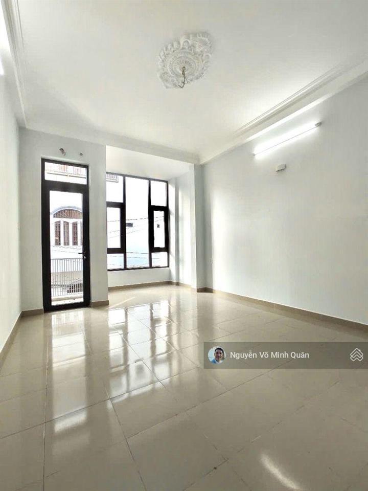 Nhà 3 tầng khu phân lô phan huy ích p. tân sơn. dt 4mx17m. đường 8m thông ra kênh tham lương