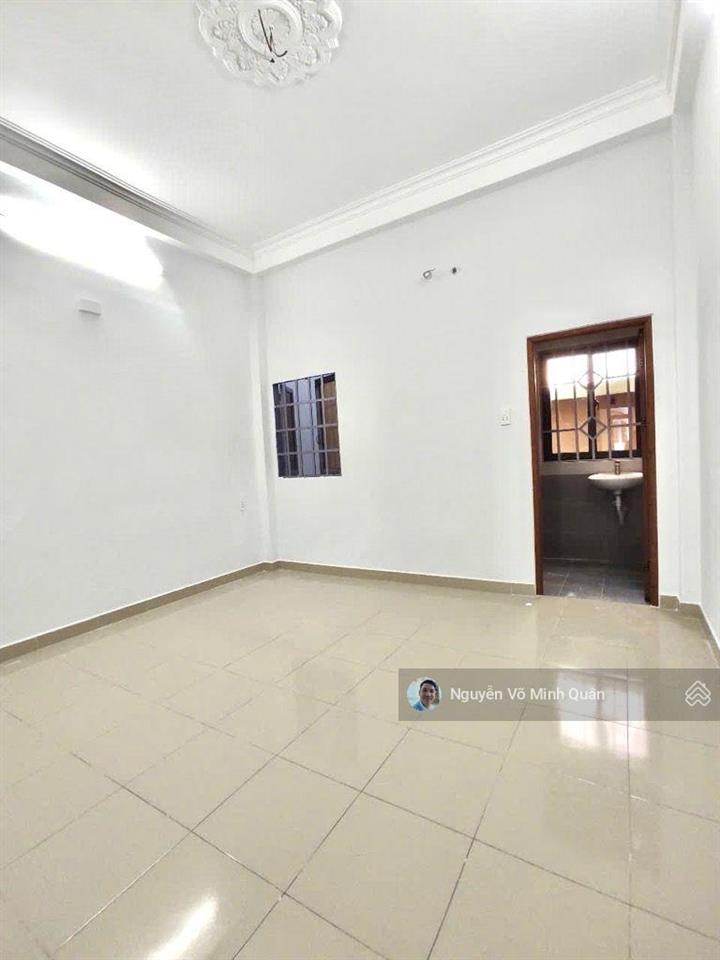 Nhà 3 tầng khu phân lô phan huy ích p. tân sơn. dt 4mx17m. đường 8m thông ra kênh tham lương