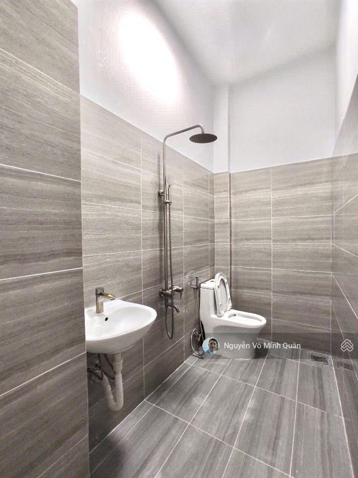 Nhà 3 tầng khu phân lô phan huy ích p. tân sơn. dt 4mx17m. đường 8m thông ra kênh tham lương