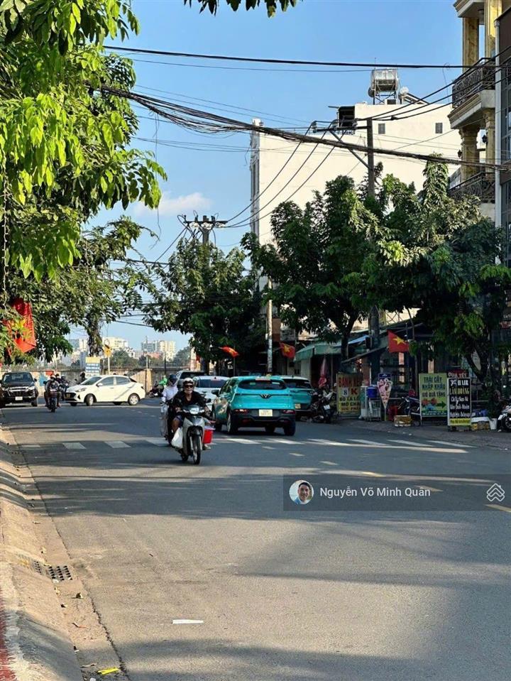 Nhà đẹp 4 tầng full nội thất phan huy ích sát trường chinh p. tân sơn. dt 5mx15m. chỉ 8.9 tỷ tl
