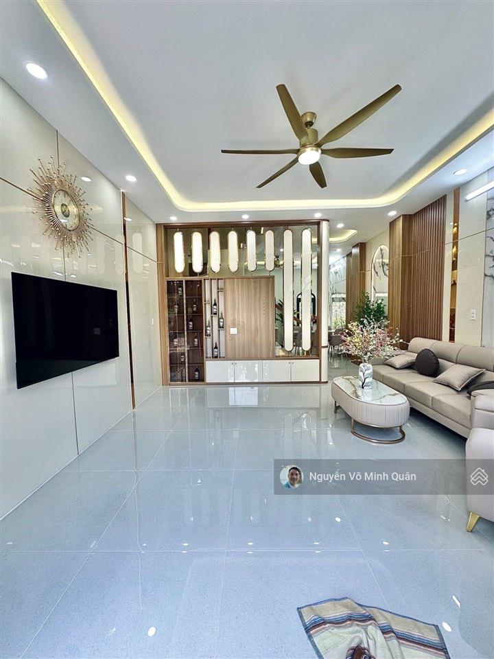 Nhà đẹp 4 tầng full nội thất phan huy ích sát trường chinh p. tân sơn. dt 5mx15m. chỉ 8.9 tỷ tl
