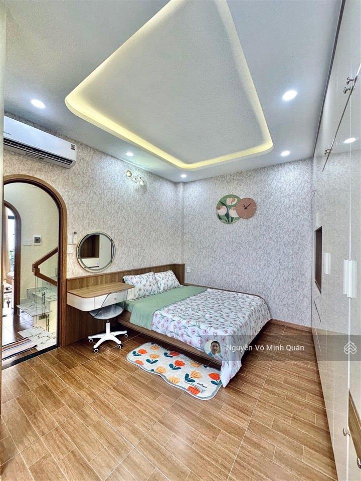 Nhà đẹp 4 tầng full nội thất phan huy ích sát trường chinh p. tân sơn. dt 5mx15m. chỉ 8.9 tỷ tl