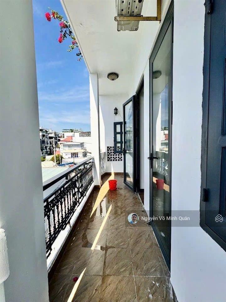 Nhà 2 tầng bề thế 8mx11m dtcn 88m2.hiện trạng 2 căn.hẻm ô tô thông sát phan huy ích trường chinh