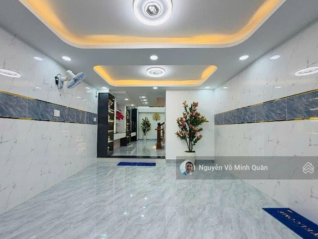 Nhà đẹp 5 tầng full nội thất khu vip phan huy ích p.tân sơn.dt 4mx12m.hẻm ô tô sát mặt tiền.5.9 tỷ