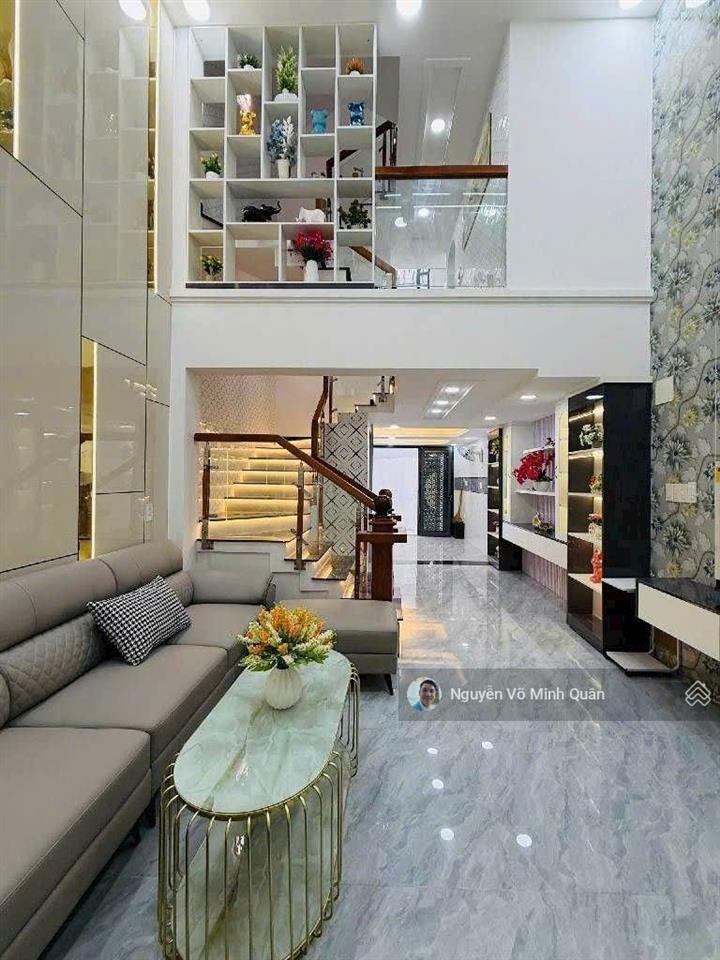 Nhà đẹp 5 tầng full nội thất khu vip phan huy ích p.tân sơn.dt 4mx12m.hẻm ô tô sát mặt tiền.5.9 tỷ