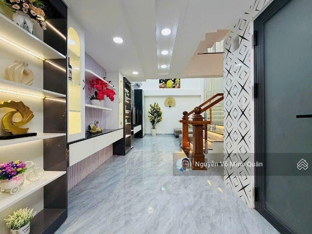 Nhà đẹp 5 tầng full nội thất khu vip phan huy ích p.tân sơn.dt 4mx12m.hẻm ô tô sát mặt tiền.5.9 tỷ