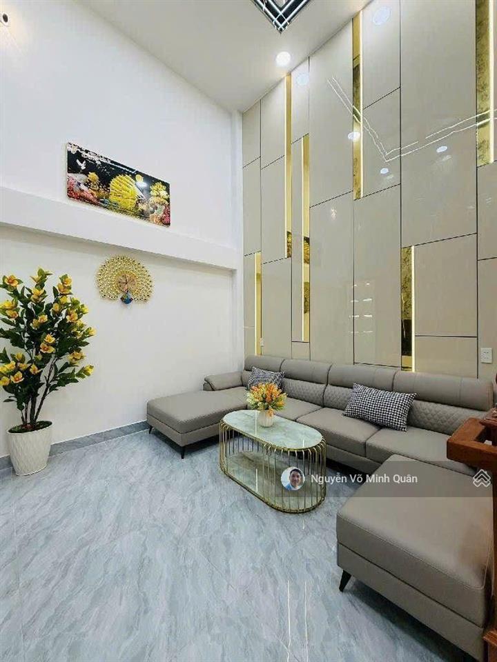 Nhà đẹp 5 tầng full nội thất khu vip phan huy ích p.tân sơn.dt 4mx12m.hẻm ô tô sát mặt tiền.5.9 tỷ