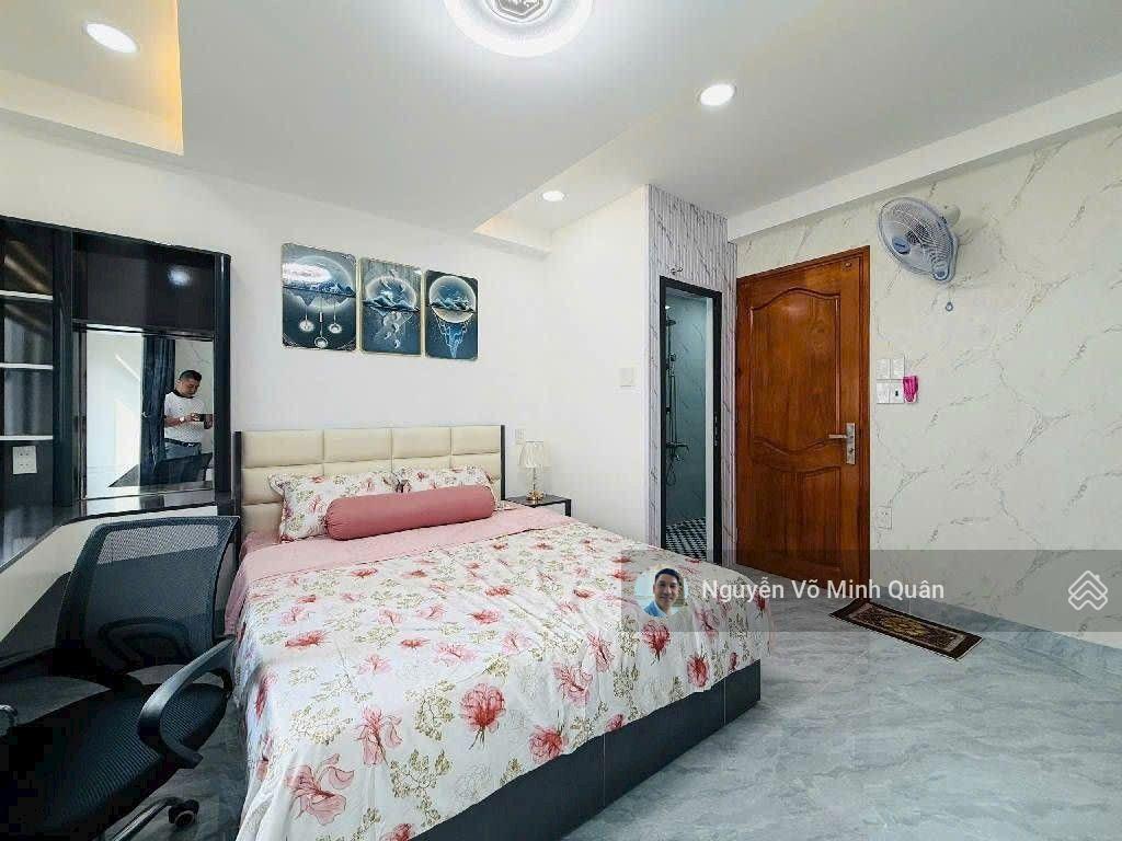 Nhà đẹp 5 tầng full nội thất khu vip phan huy ích p.tân sơn.dt 4mx12m.hẻm ô tô sát mặt tiền.5.9 tỷ