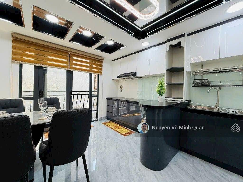 Nhà đẹp 5 tầng full nội thất khu vip phan huy ích p.tân sơn.dt 4mx12m.hẻm ô tô sát mặt tiền.5.9 tỷ