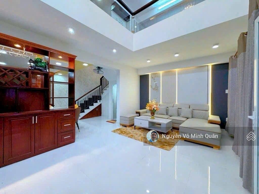 Nhà đẹp 5 tầng full nội thất khu vip phan huy ích p. tân sơn. dt 5.8mx11m dtcn 63.5m2. chỉ 7 tỷ tl