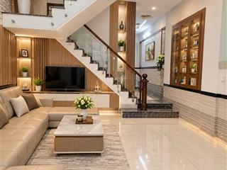 Nhà 3 tầng khu phân lô vip bà điểm hóc môn. dt 5mx17m đường 10m sát mt phan văn hớn. chỉ 5.29 tỷ tl