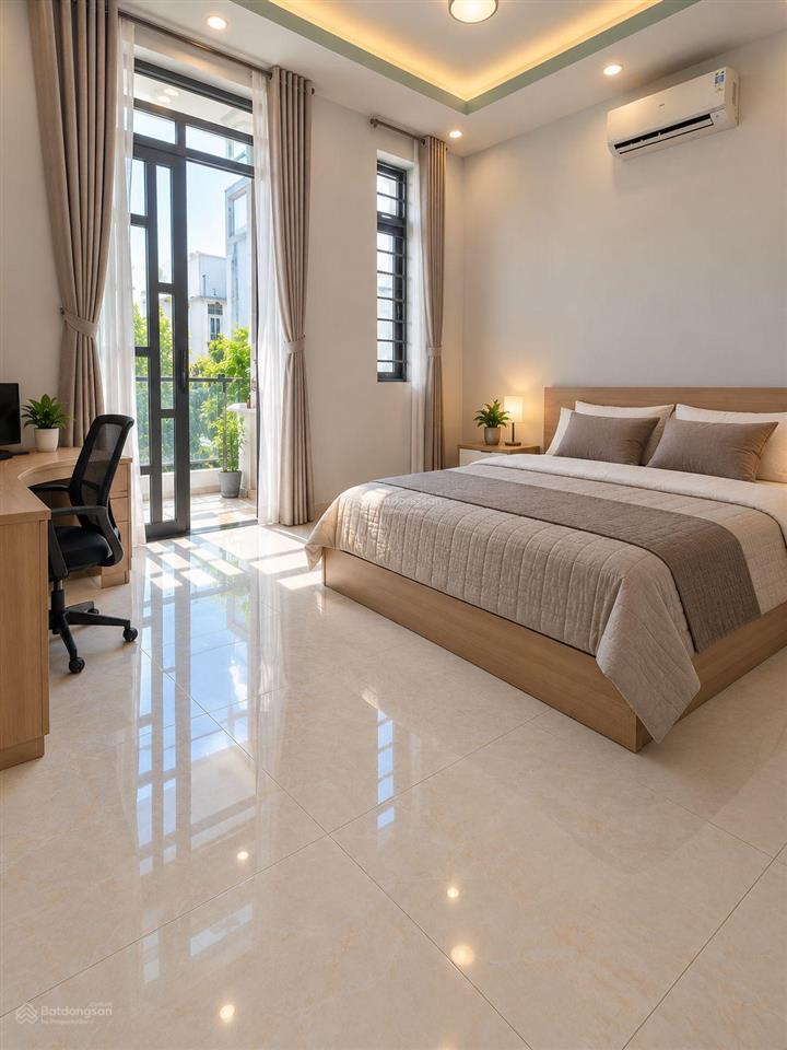 Nhà 3 tầng khu phân lô vip bà điểm hóc môn. dt 5mx17m đường 10m sát mt phan văn hớn. chỉ 5.29 tỷ tl