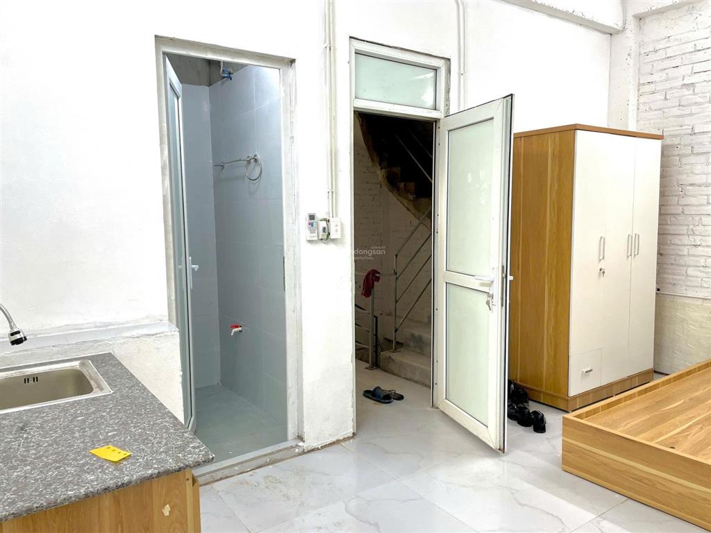 Chính chủ cho thuê phòng khép kín 3tr cửa sổ thoáng đủ đồ, ko chung chủ, kđt phú lương