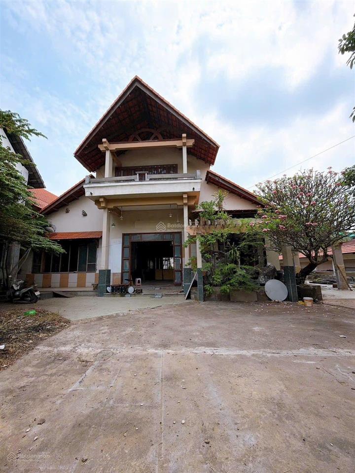 Bán biệt thự 33,999 tỷ, 1888m2 tại bùi hữu nghĩa, p. bửu long, tp.biên hòa