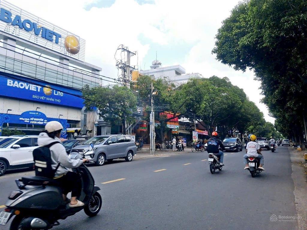 Bán nhà mặt phố tại đường bùi văn hòa, 19,5 tỷ, 750m2