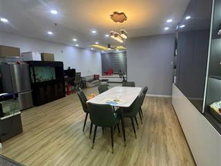 Bán cc 3pn, 2wc, 150m2, 6,4 tỷ tại khu căn hộ chánh hưng  giai việt, q8, hcm