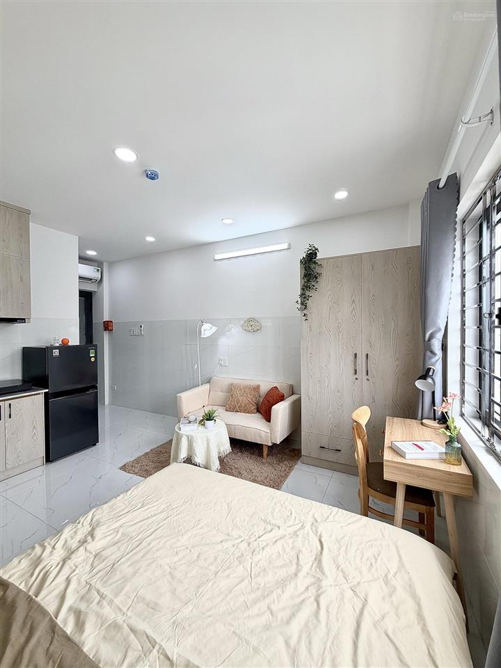 Phòng mới xây full nội thất, ban công, cửa sổ, ngay dương thị mười, mega market lê văn khương
