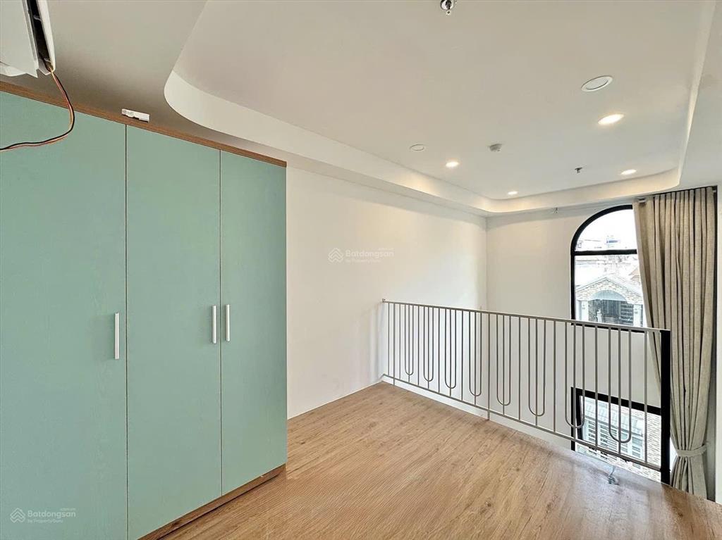 Phòng gác mới xây 100%  view đẹp, ban công thoáng  ngay đh huflit, chợ bà điểm, nguyễn ảnh thủ