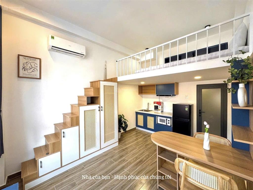 Chdv có gác mới xây  ban công, cửa sổ thoáng  ngay công viên cây sộp  nguyễn văn quá  quận 12