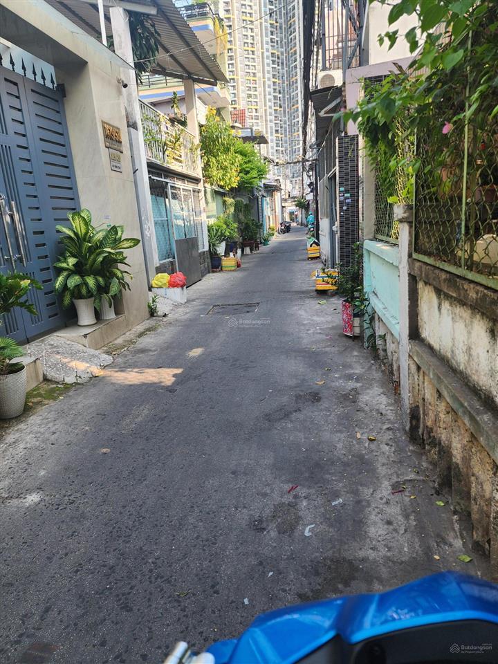 Bán nhà 5 tầng tuy lý vương nhỉnh 5 tỷ dtsd 180m2 0948 769 ***