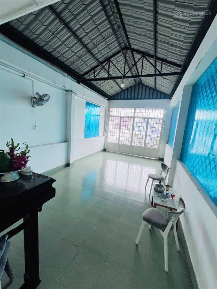 Bán nhà 5 tầng tuy lý vương nhỉnh 5 tỷ dtsd 180m2 0948 769 ***