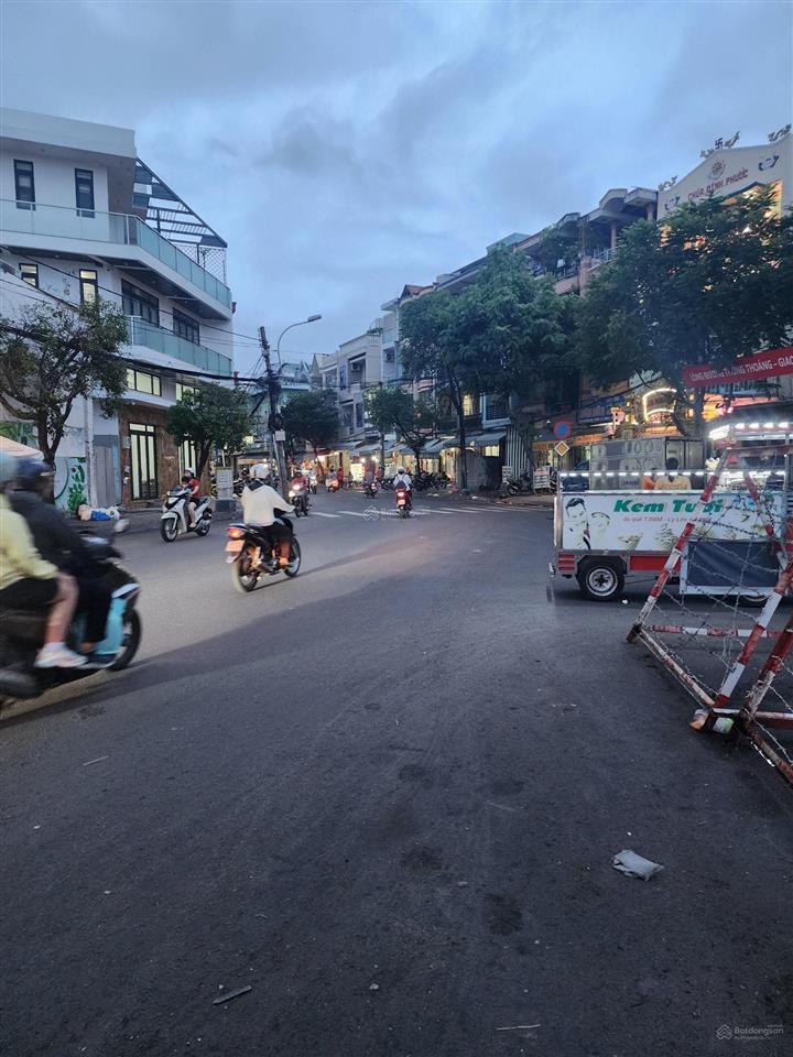 Bán mtkd ba đình, p10, quận 8, dtsd 300m2, nhỉnh 10 tỷ 0948 769 ***