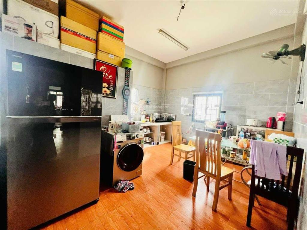 Bán gấp nhà mặt tiền kinh doanh đường số linh chiểu  sát đường chương dương, có phòng ngủ dưới