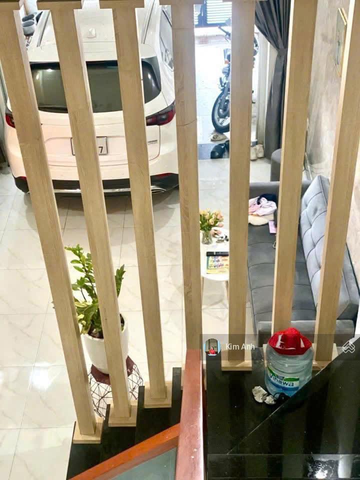 Nhà ngon! bán gấp nhà 3 tầng hoàn công đầy đủ, đường oto 5m, gần bệnh viện đa khoa thủ đức