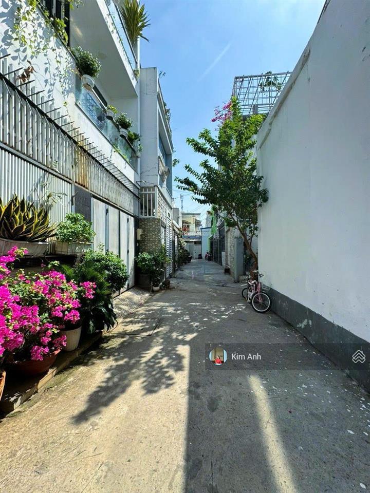 Bán gấp lô đất ngay hoàng diệu 2, đất vuông vức, công nhận đủ, hẻm ô tô, hệ số xây dựng cao