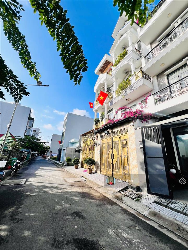 Hàng hiếm  nhà 4 tầng khu center home trường thọ  thu nhập 20tr/th, nhà xây tâm huyết, đường 6m