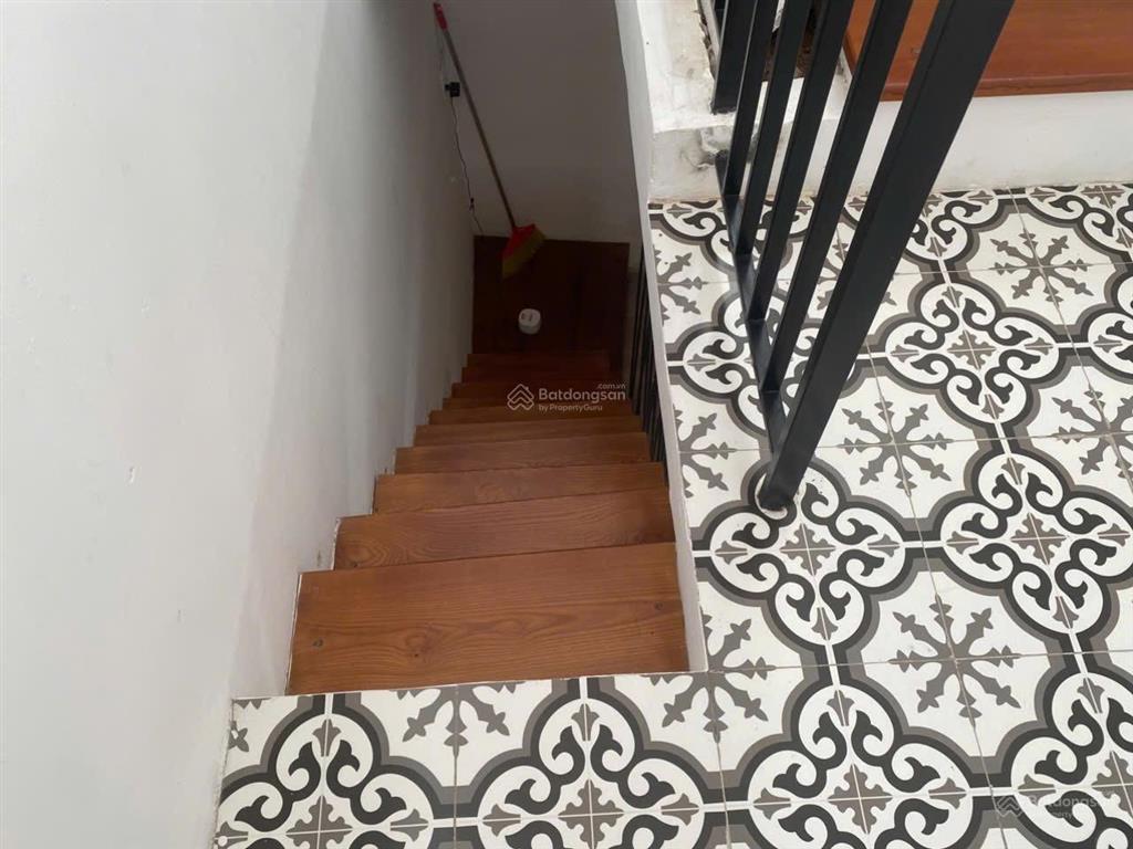 Bán nhà 3.5 tầng sau mặt mặt tiền hàm nghi 1 căn nhà