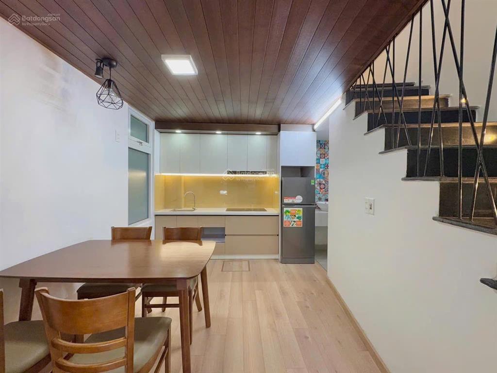 Bán nhà 3.5 tầng sau mặt mặt tiền hàm nghi 1 căn nhà