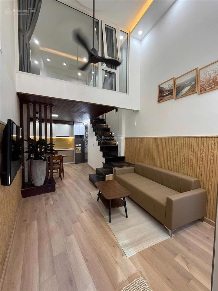 Bán nhà 3.5 tầng sau mặt mặt tiền hàm nghi 1 căn nhà