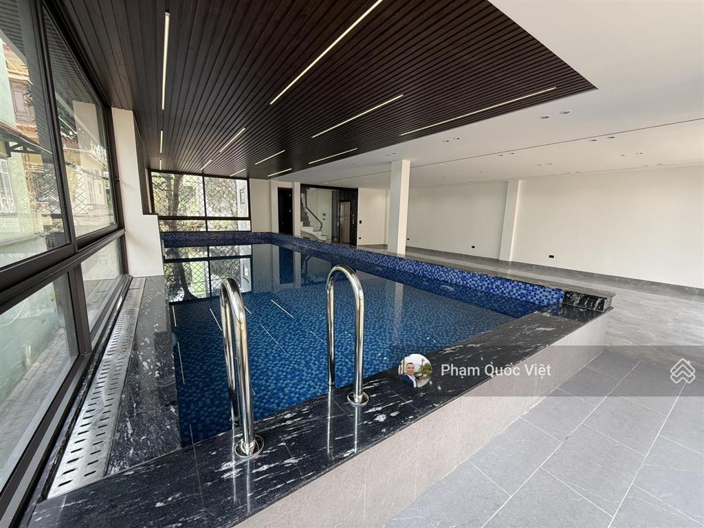 Bán nhà nguyễn văn cừ  bồ đề  long biên lô góc 2 mặt tiền 7 tầng + lửng nhà mới kính koong hiếm