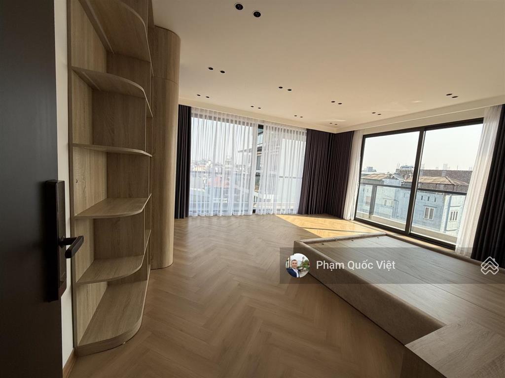 Bán nhà nguyễn văn cừ  bồ đề  long biên lô góc 2 mặt tiền 7 tầng + lửng nhà mới kính koong hiếm