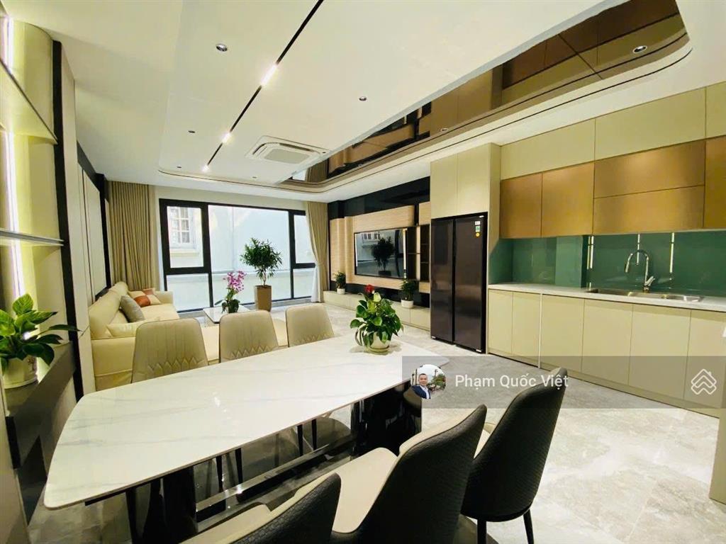 Nguyễn văn cừ bồ đề hà nội gần trục chính phố