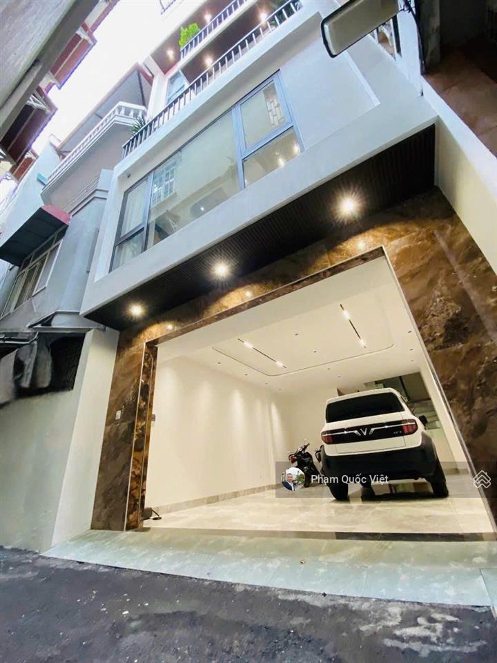 Nguyễn văn cừ bồ đề hà nội gần trục chính phố