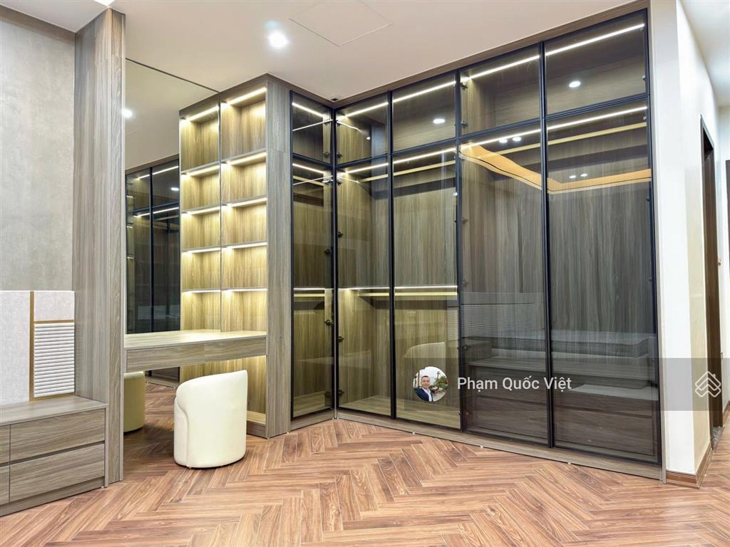 Bồ đề nguyễn văn cừ gần savico bigc full nội thất ở ngay .